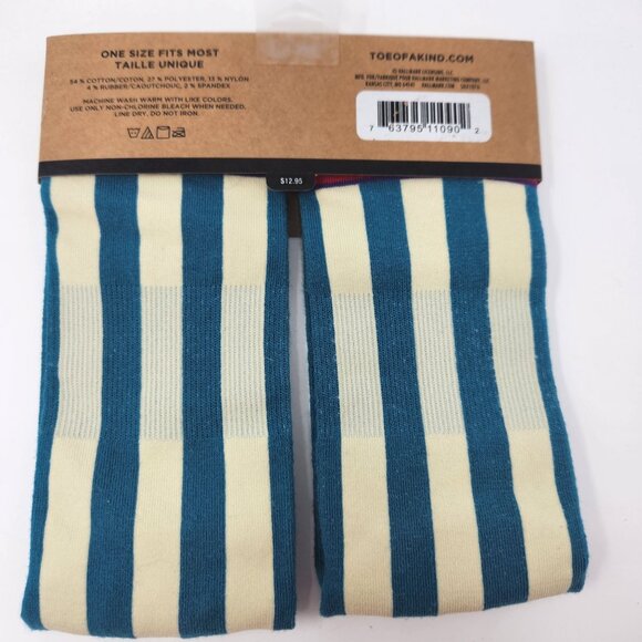 Hallmark Toe Of A Kind Crew Socks "I Lean Left" Patriotic Donkey - Picture 4 of 7